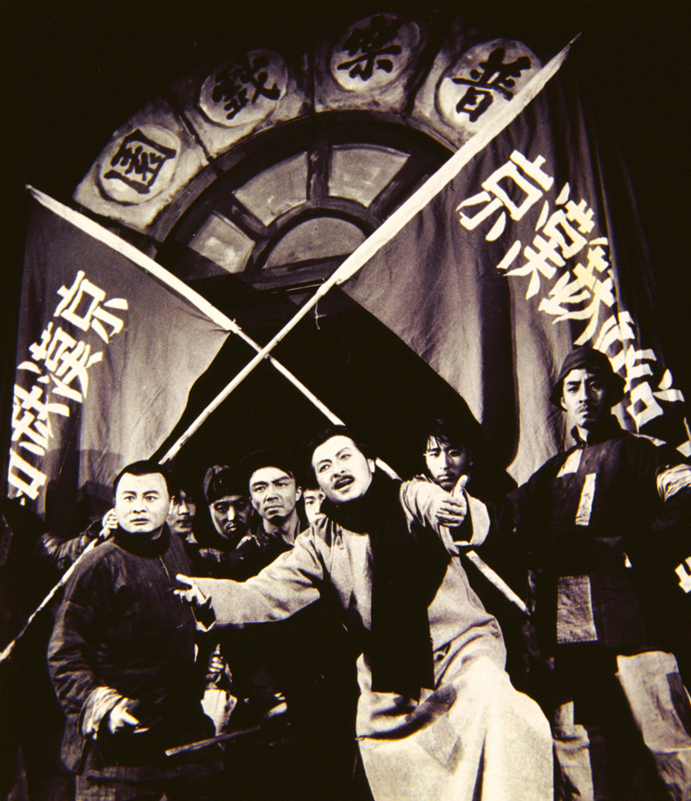 金山在《红色风暴》中饰演的施洋大律师