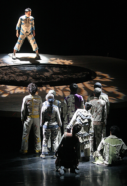 2007年青年座在中国江苏南通演出剧照